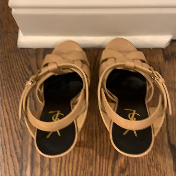 Yves Saint Laurent Tribute sandals - Picture 5 of 9